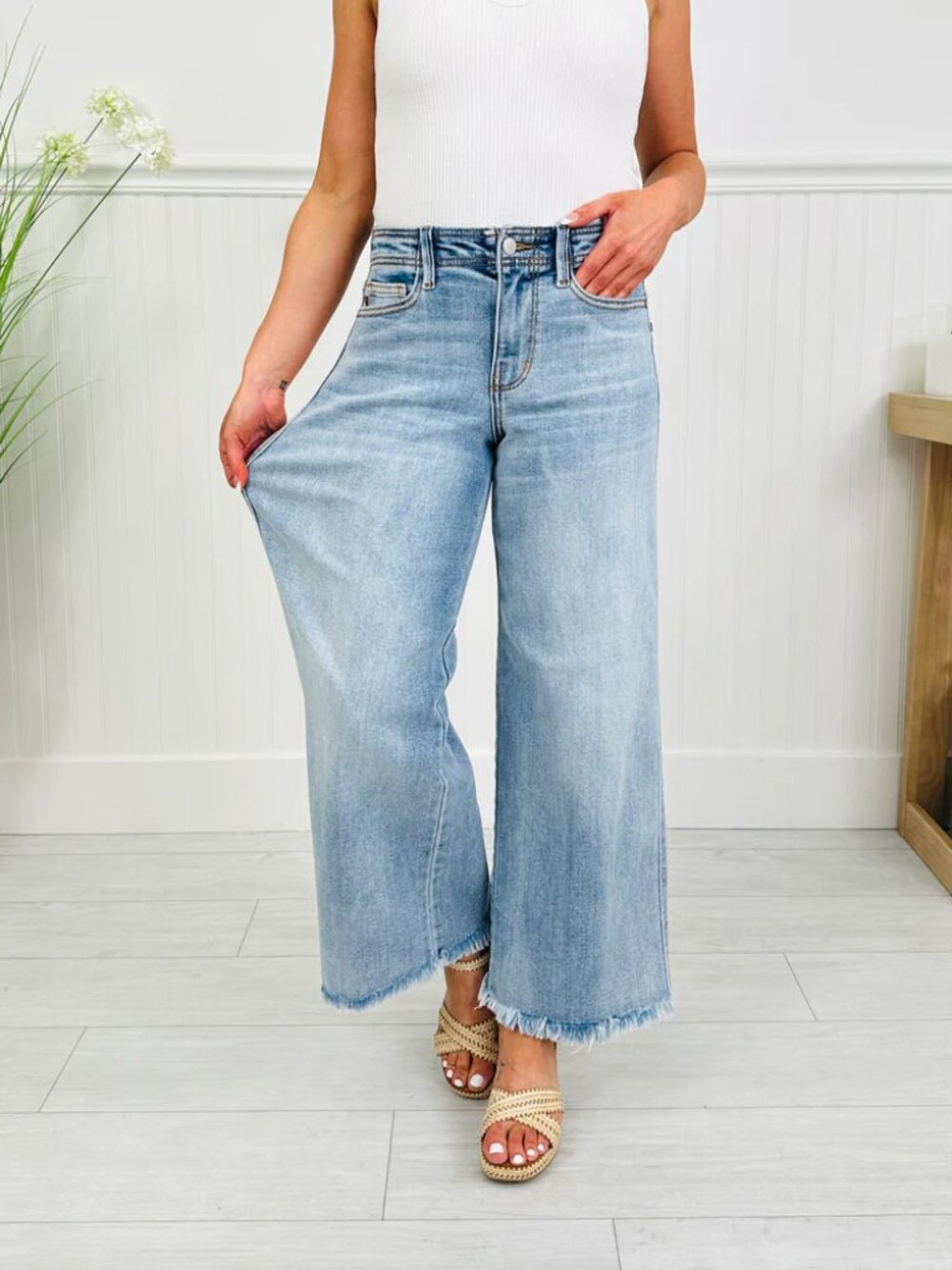 Judy Blue Jeans Wide Leg Cropped Cotton Denim Pant Raw Hem Mid Rise Blue Size 26 - Picture 10 of 11